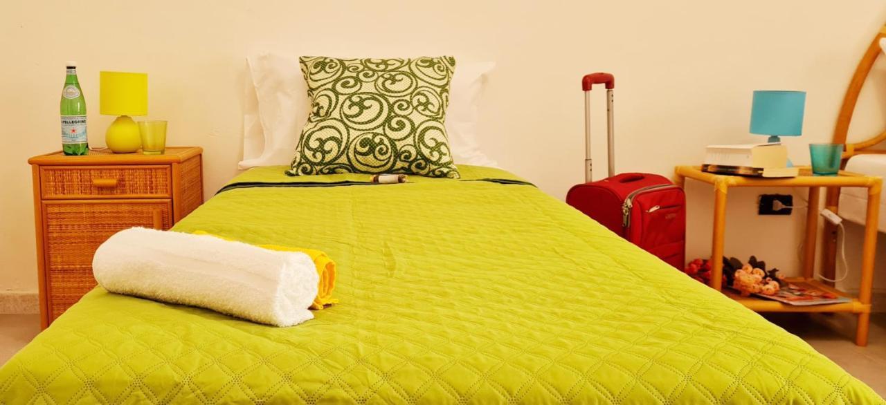 Ninfa Sul Mare Apartments 50 M E T R I Dal Mare Best Breakfast And Free Parking Капо Ватикано Екстериор снимка