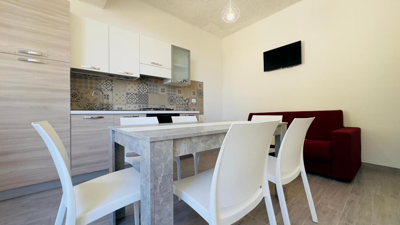 Ninfa Sul Mare Apartments 50 M E T R I Dal Mare Best Breakfast And Free Parking Капо Ватикано Екстериор снимка