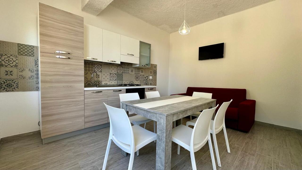 Ninfa Sul Mare Apartments 50 M E T R I Dal Mare Best Breakfast And Free Parking Капо Ватикано Екстериор снимка