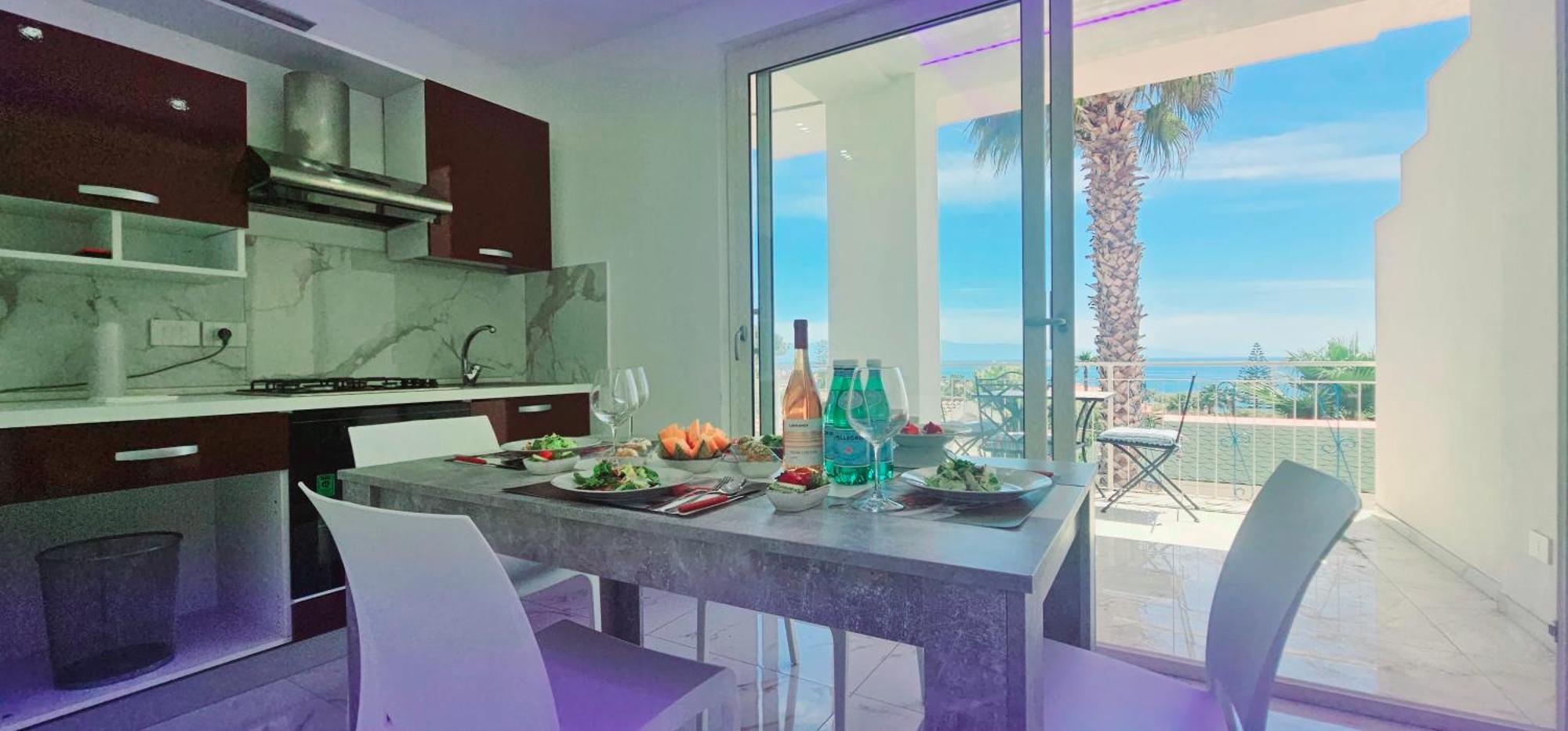 Ninfa Sul Mare Apartments 50 M E T R I Dal Mare Best Breakfast And Free Parking Капо Ватикано Екстериор снимка