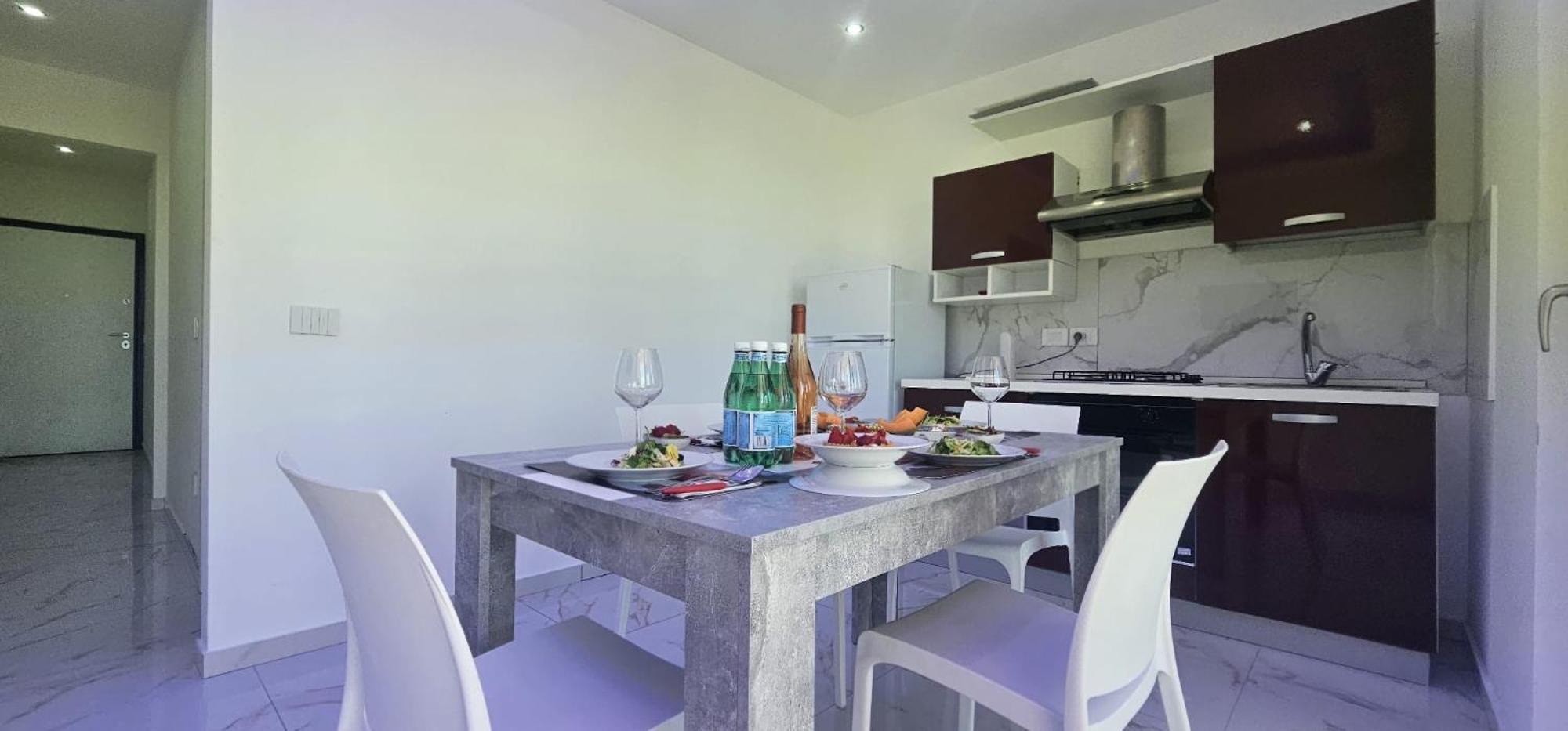 Ninfa Sul Mare Apartments 50 M E T R I Dal Mare Best Breakfast And Free Parking Капо Ватикано Екстериор снимка